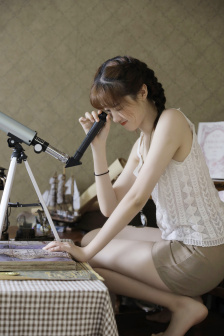 美女扒开腿男人爽桶